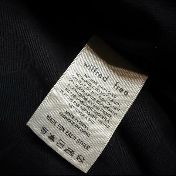 Wilfred Black Puffer Jacket - Picture 14 of 15